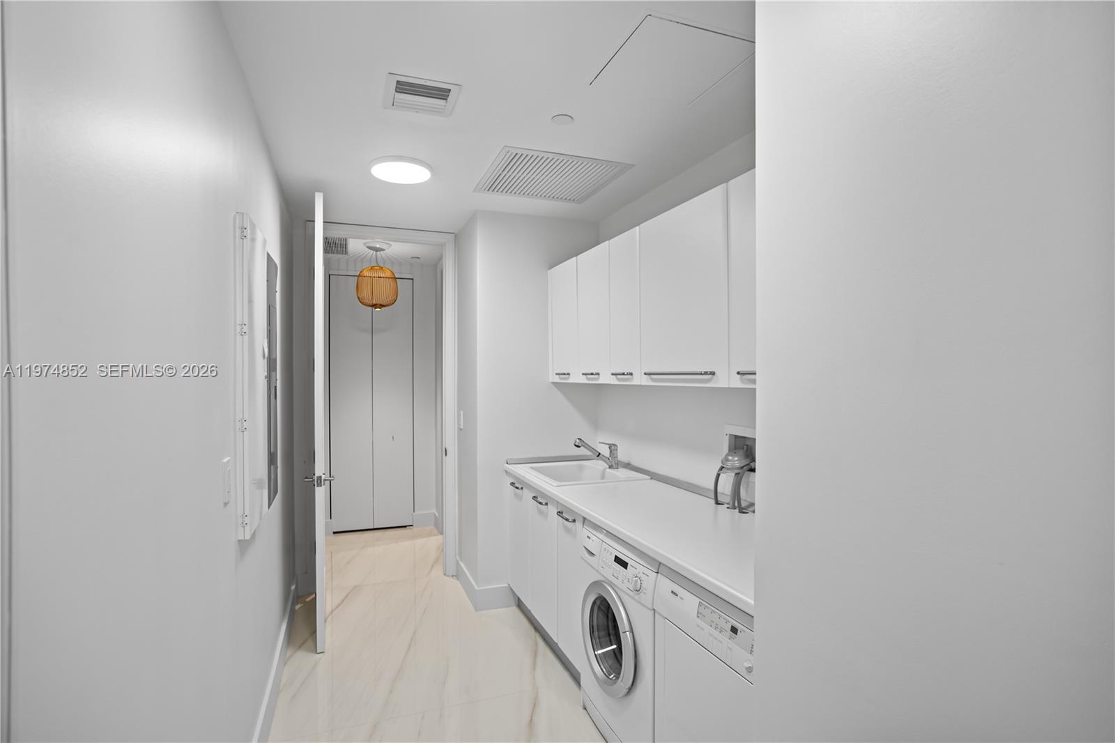16051 Collins Ave 3202 Property Photo 27