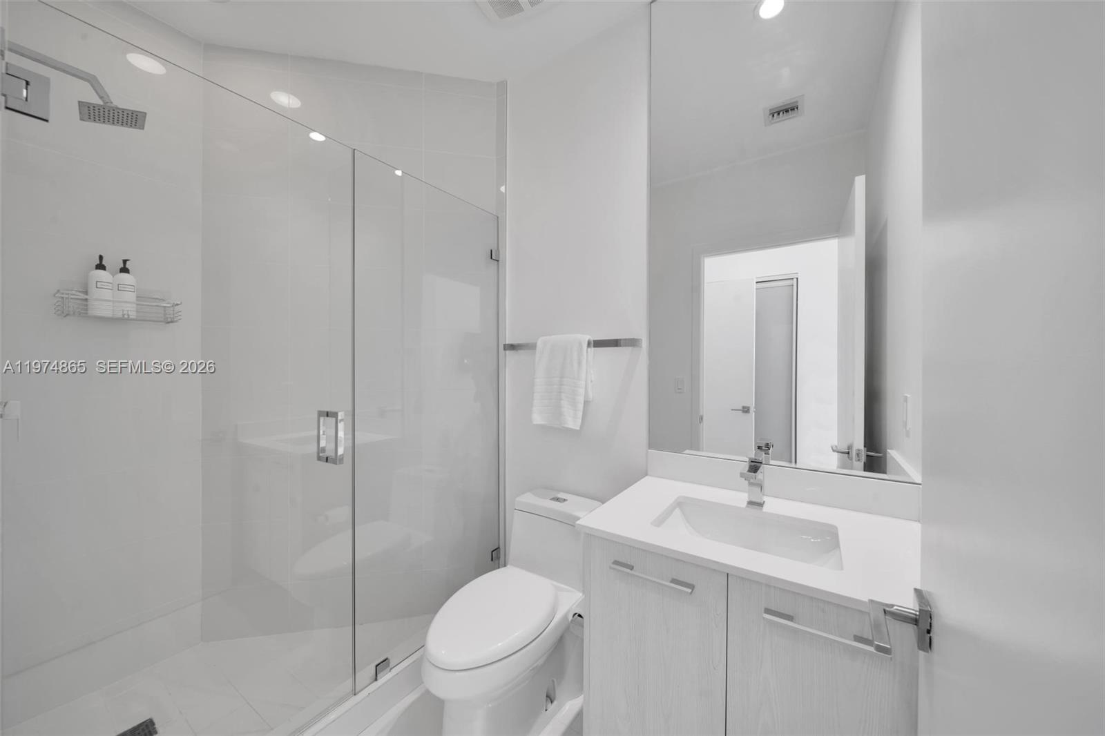 55 Sw 9th St 4406 Property Photo 32