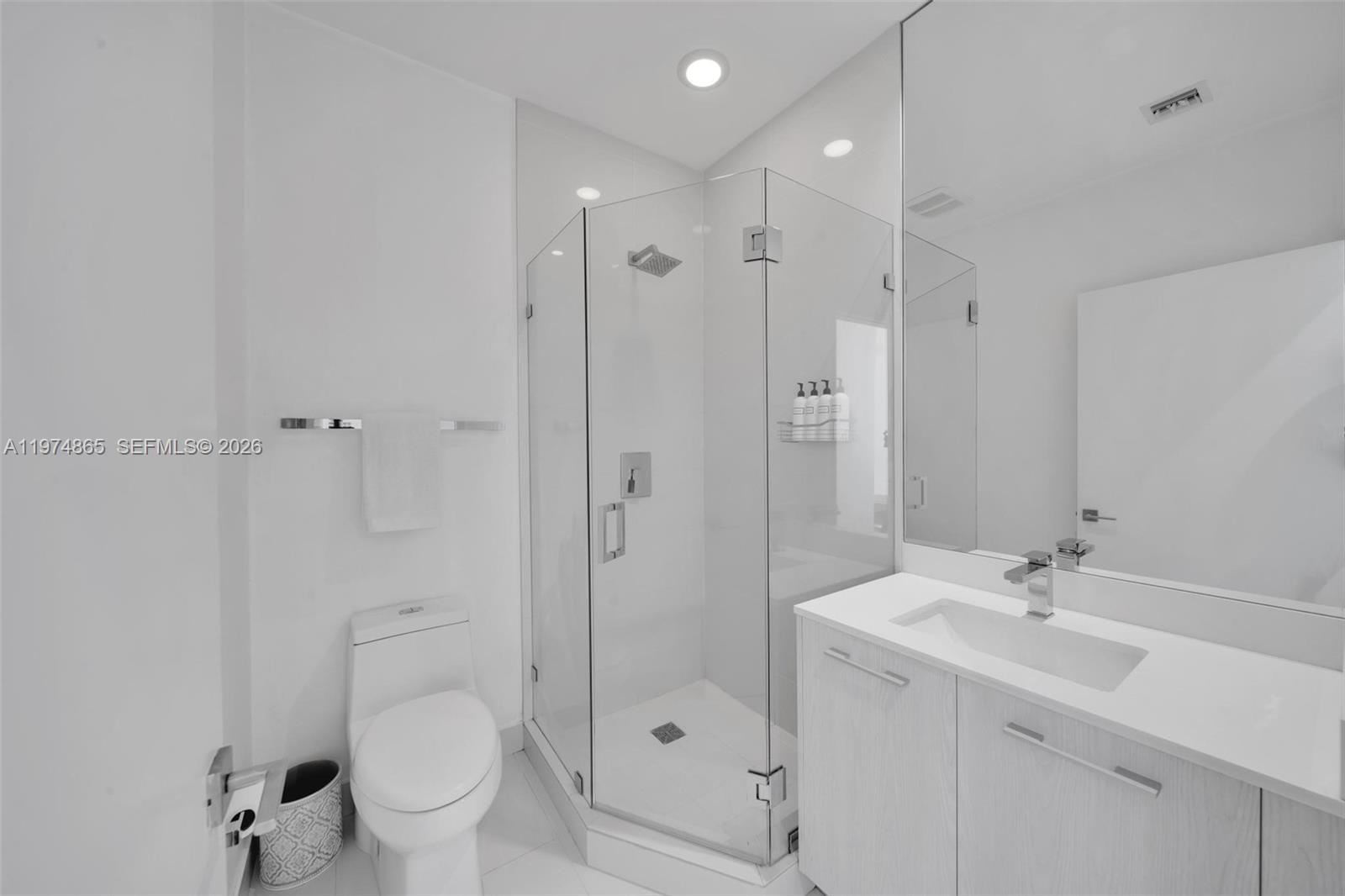 55 Sw 9th St 4406 Property Photo 35
