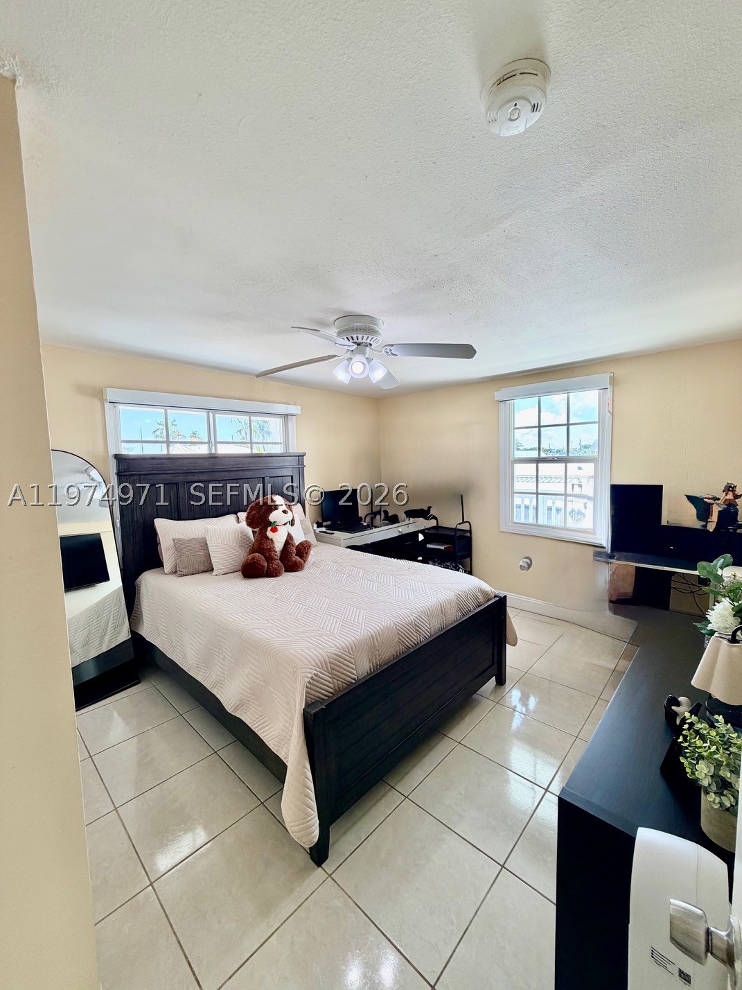 212 Banyan Ln Property Photo 22