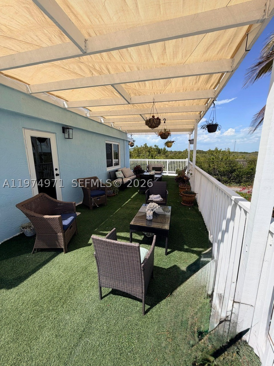 212 Banyan Ln Property Photo 29