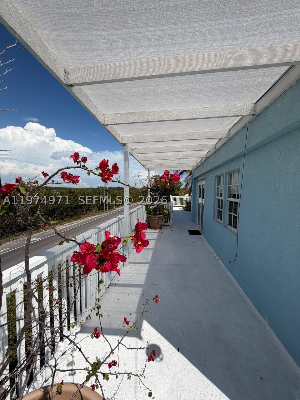 212 Banyan Ln Property Photo 34