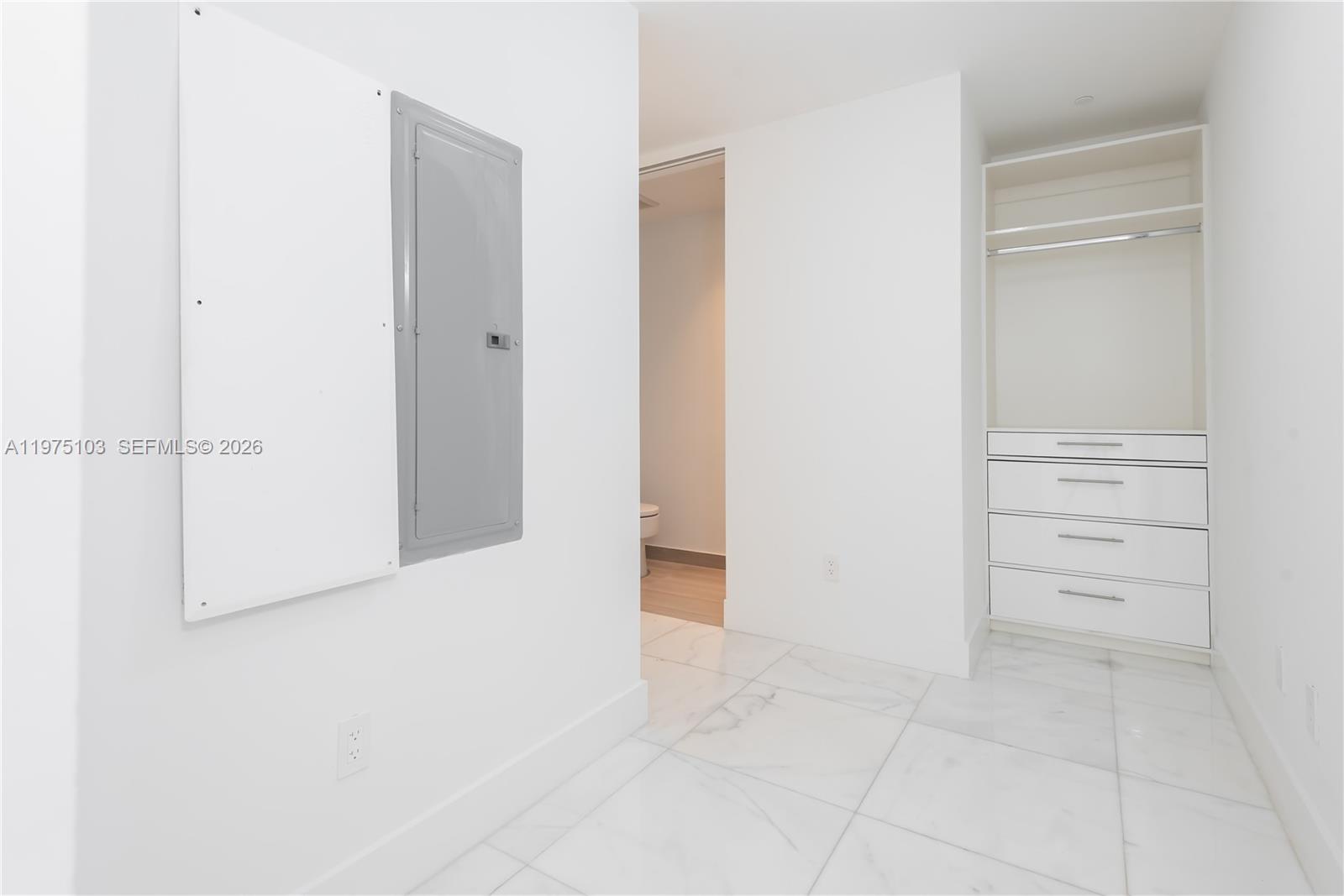 18975 Collins Ave 801 Property Photo 41