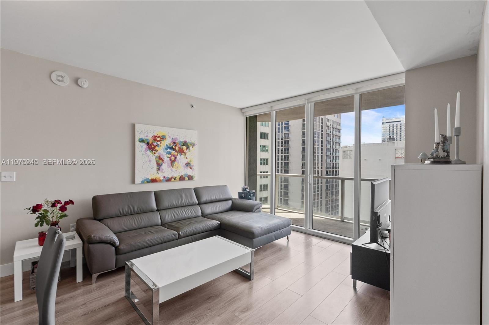 244 Biscayne Blvd 2410 Property Photo 5