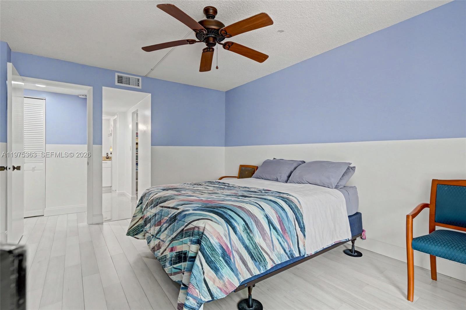 6701 N University Dr 210 Property Photo 14