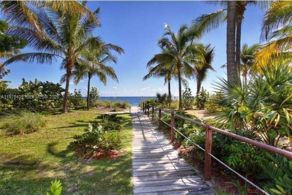 881 Ocean Dr Th7 Property Photo 13