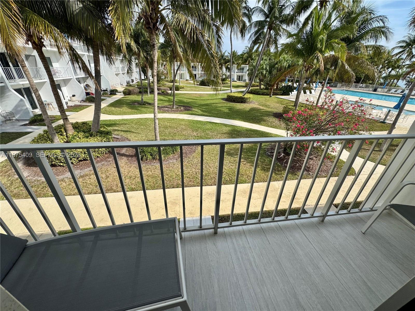 881 Ocean Dr Th7 Property Photo 18
