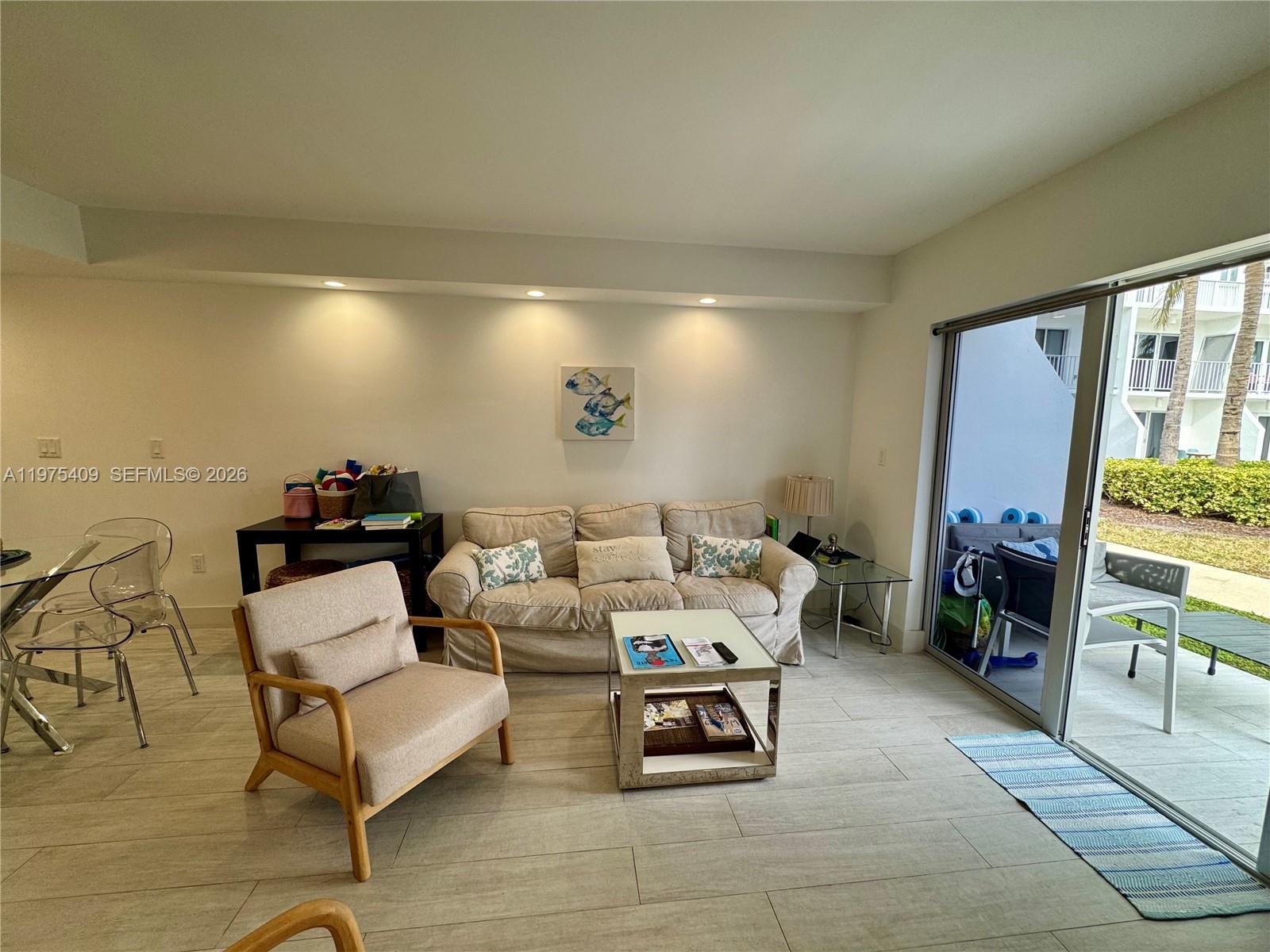 881 Ocean Dr Th7 Property Photo 27
