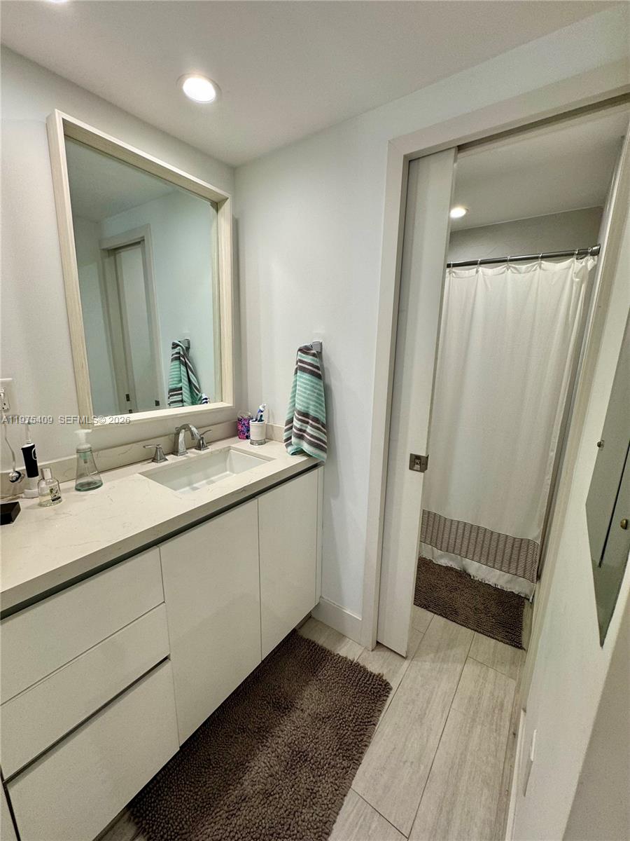 881 Ocean Dr Th7 Property Photo 47