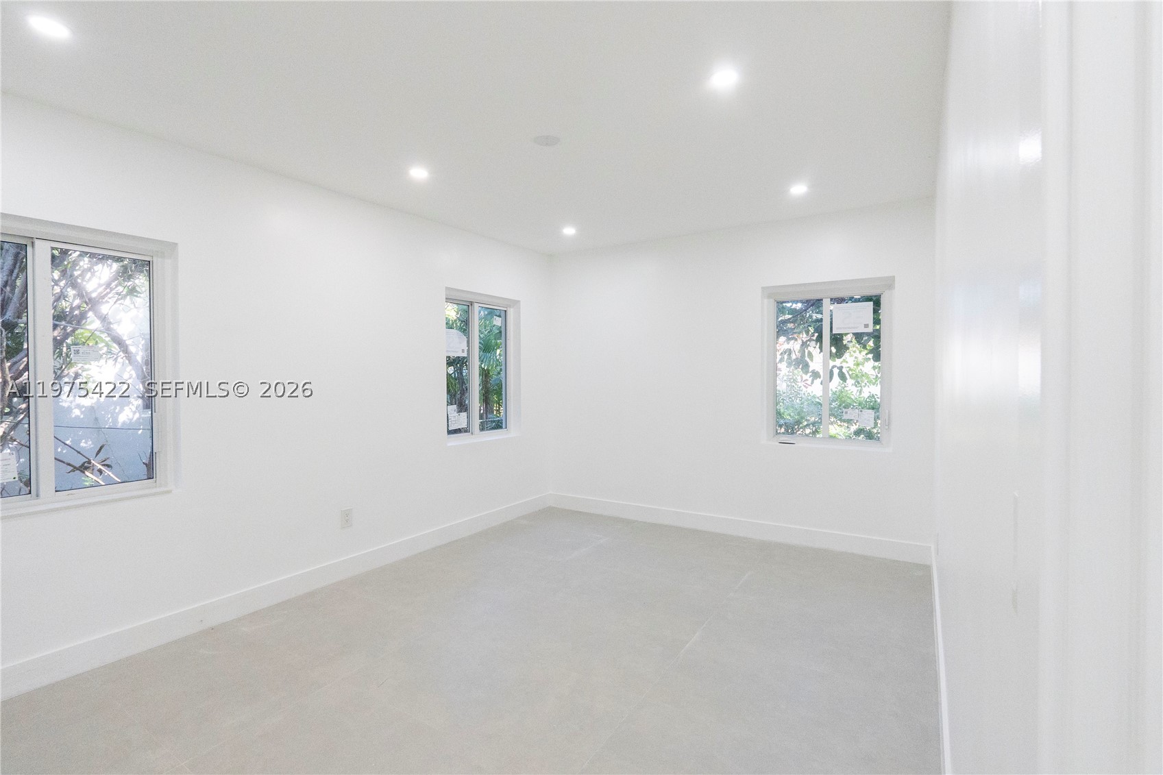 905 Tangier St Property Photo 8