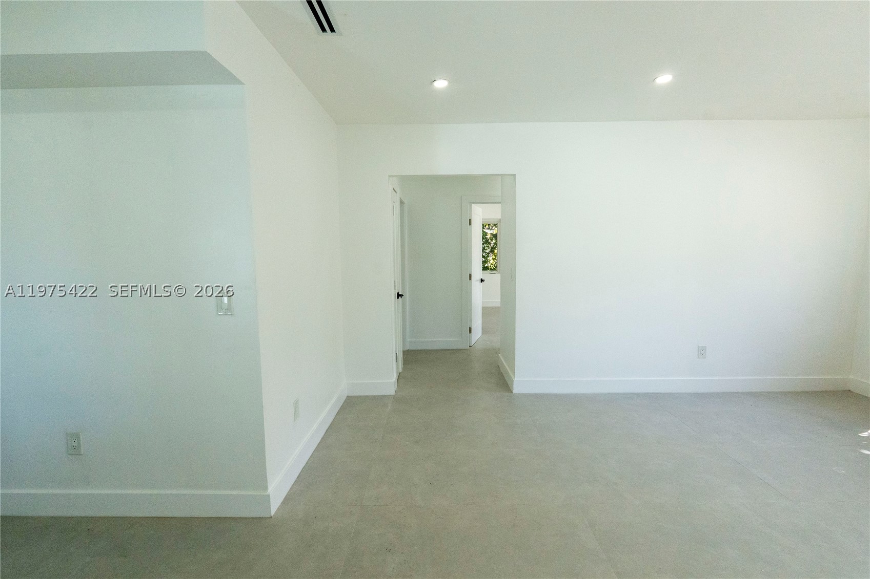 905 Tangier St Property Photo 10