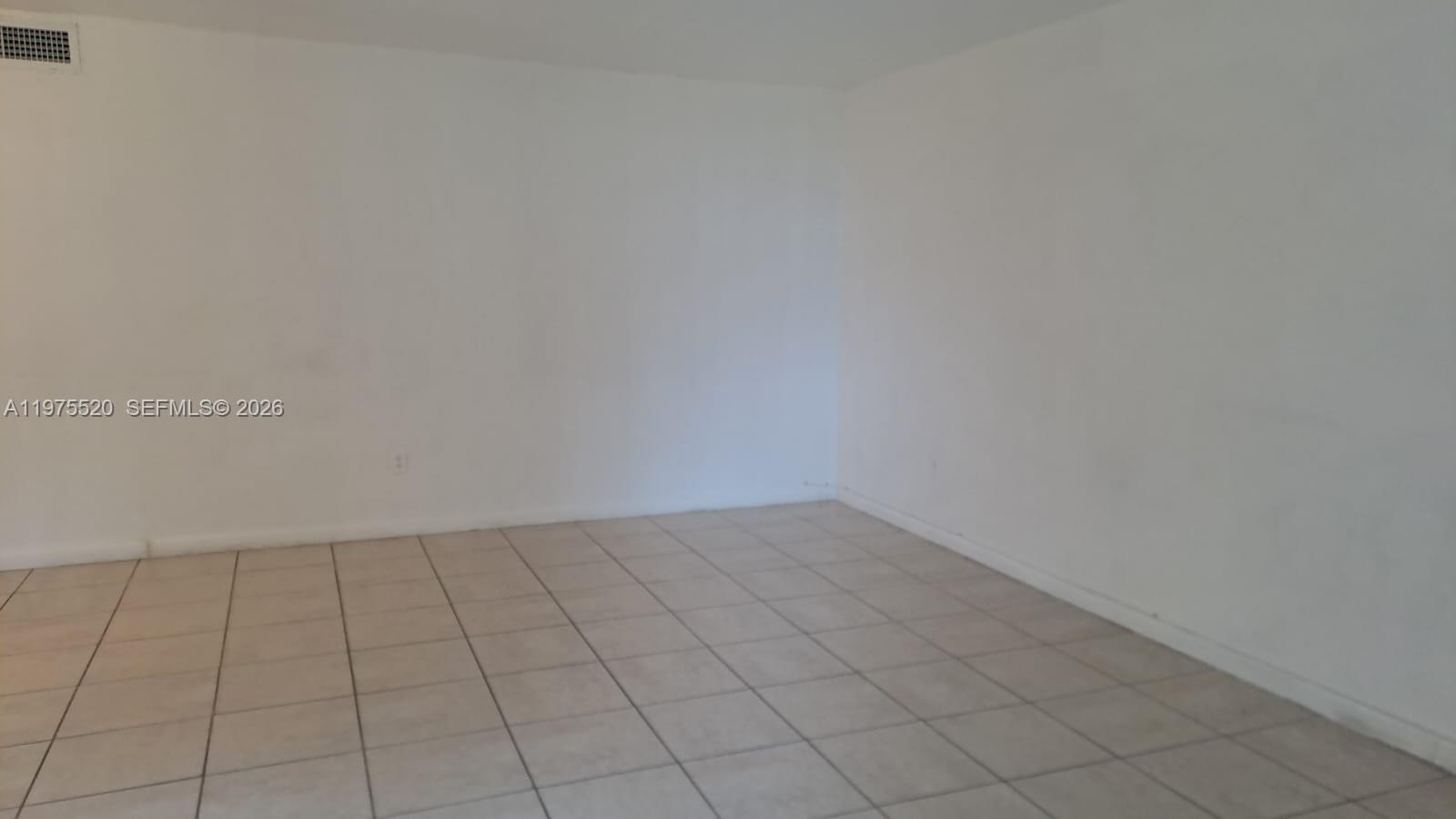 A11975520 Property Photo 14
