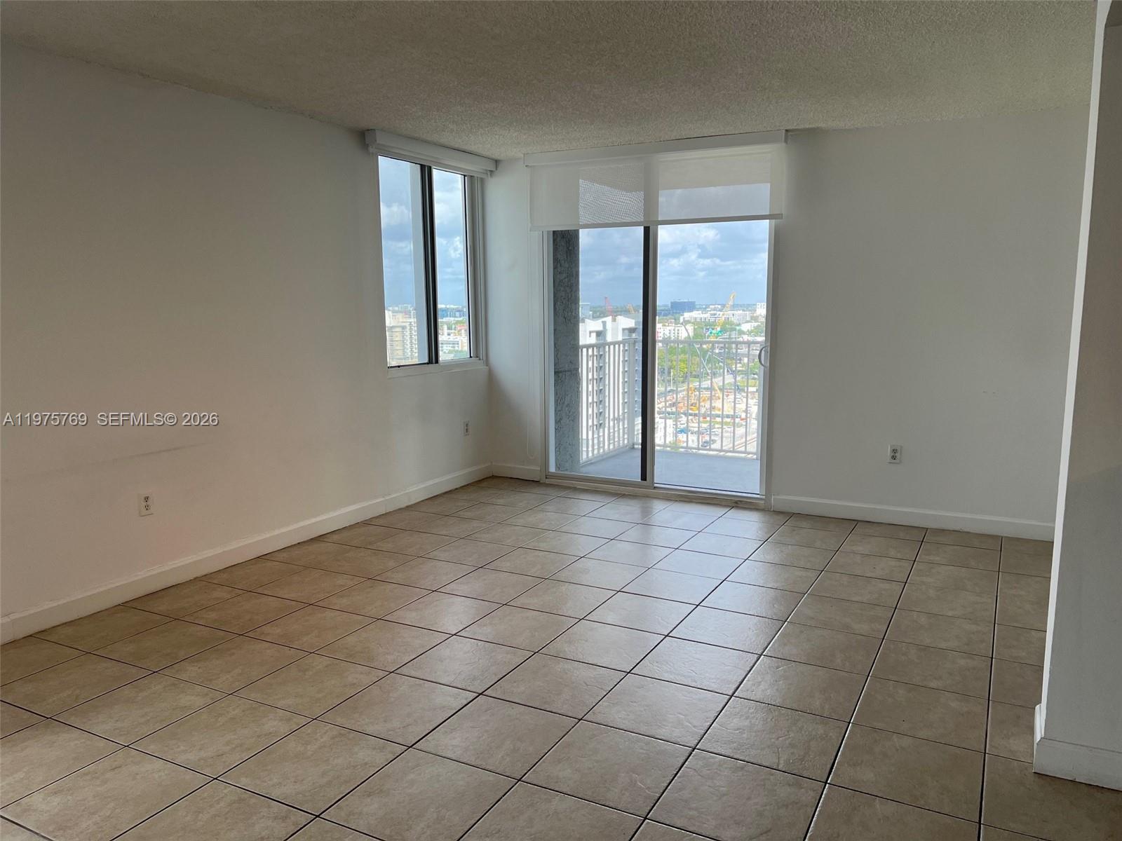 850 N Miami Ave W-1808 Property Photo 7