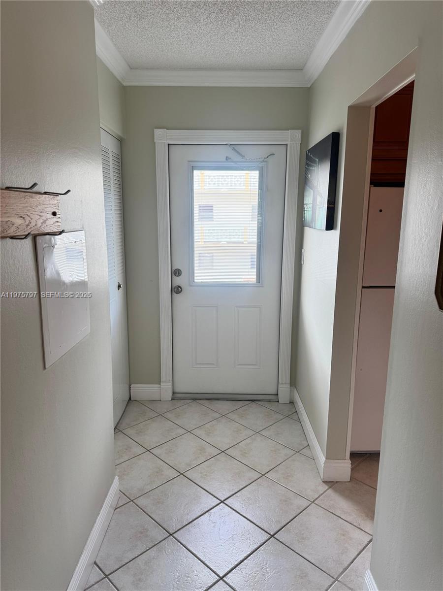 5121 W Oakland Park Blvd 204 Property Photo 4
