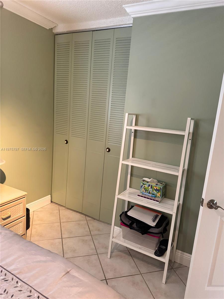 5121 W Oakland Park Blvd 204 Property Photo 11