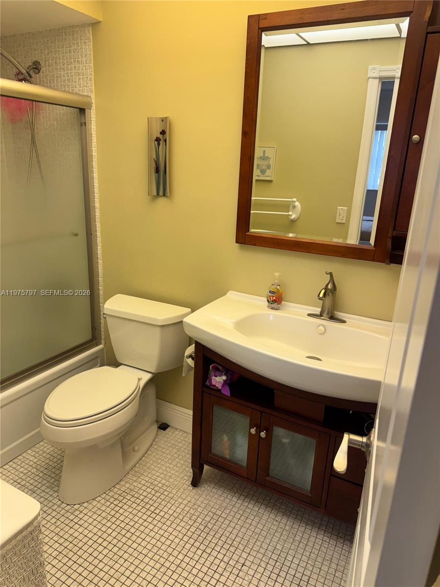 5121 W Oakland Park Blvd 204 Property Photo 15