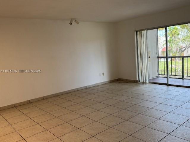 10353 N Kendall Dr Bb-6 Property Photo 8