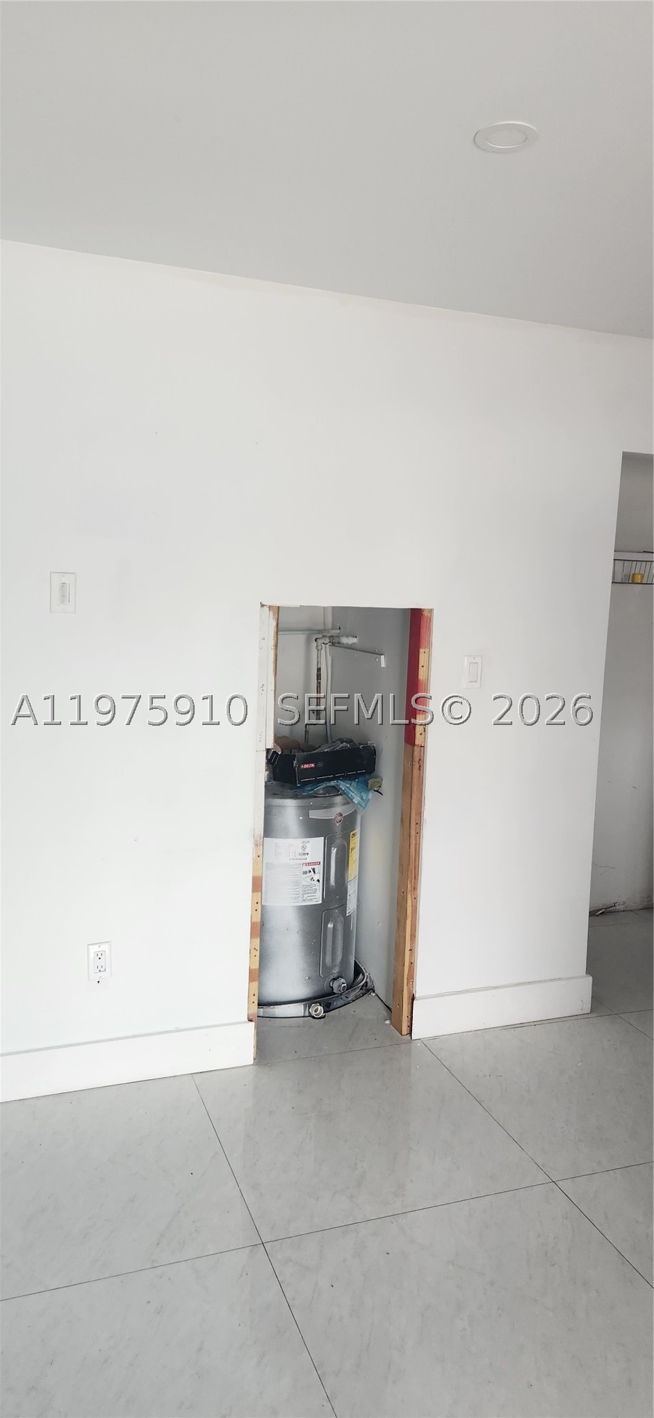 150 Nw 17th Ct Property Photo 8