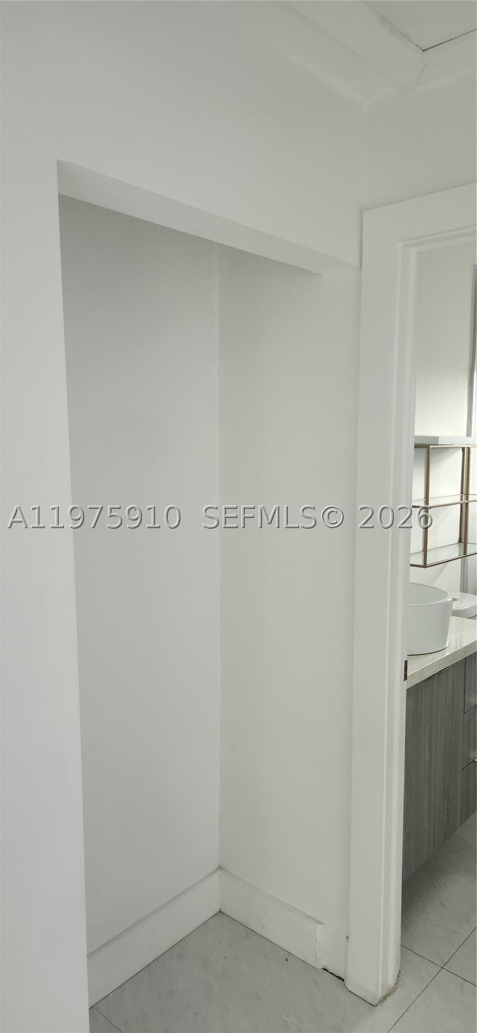 150 Nw 17th Ct Property Photo 9