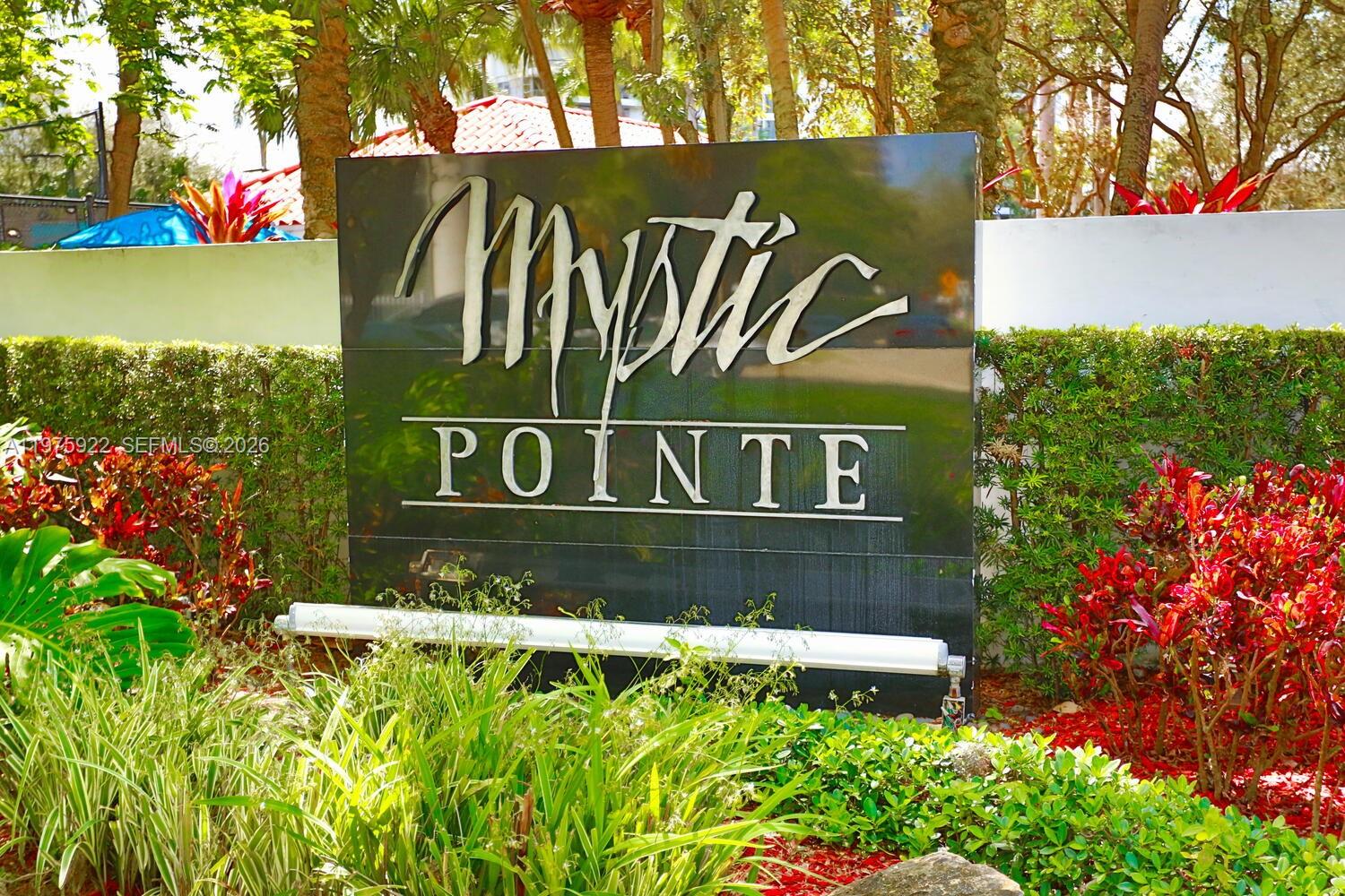 3530 Mystic Pointe Dr 2807 Property Photo 3