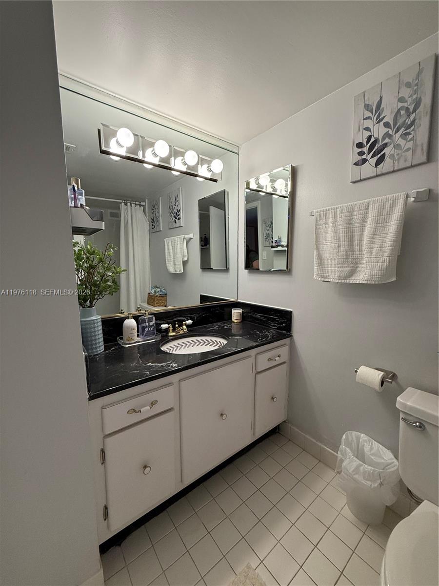 18011 Biscayne Blvd 805 Property Photo 12