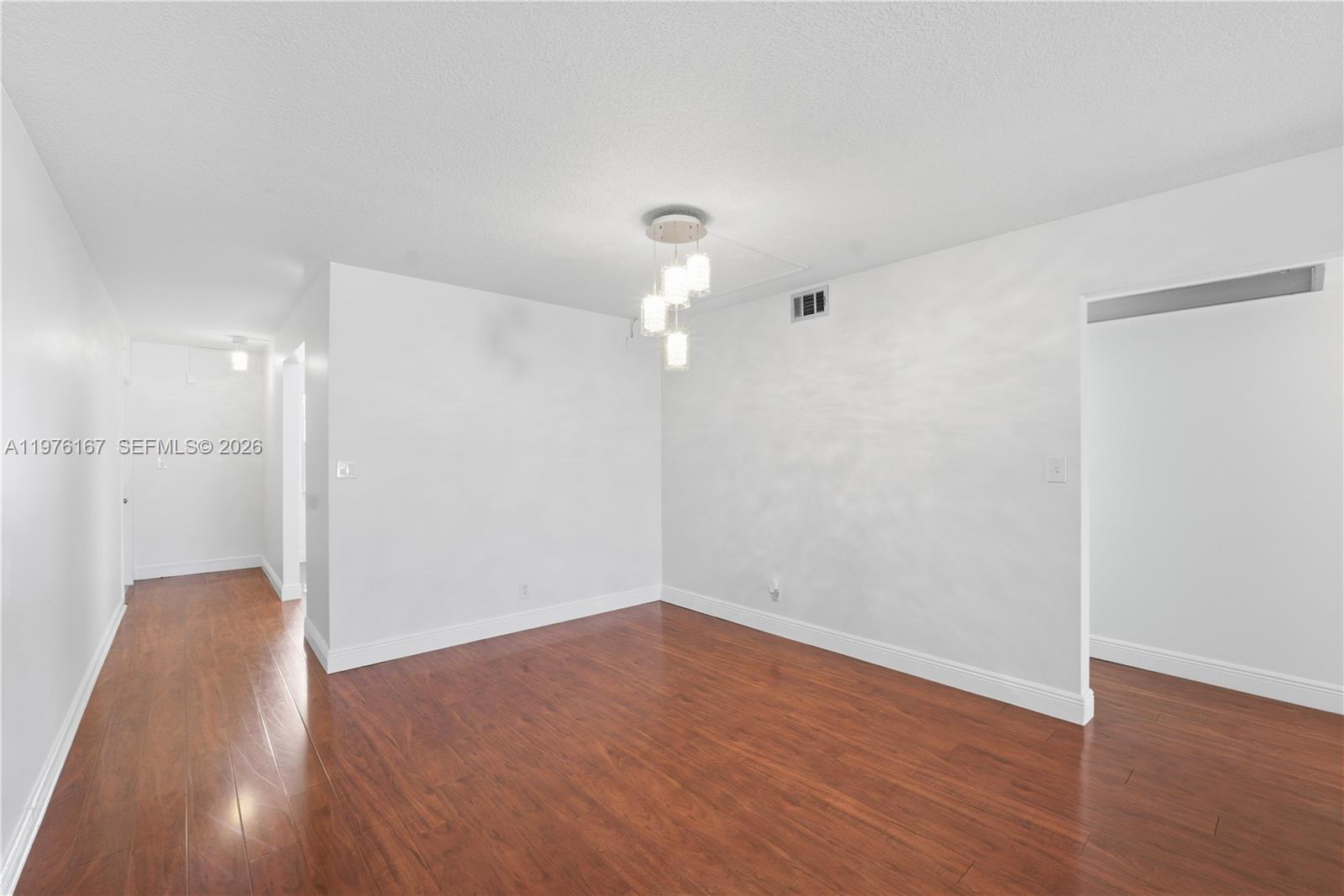 1901 Bermuda Cir A1 Property Photo 10