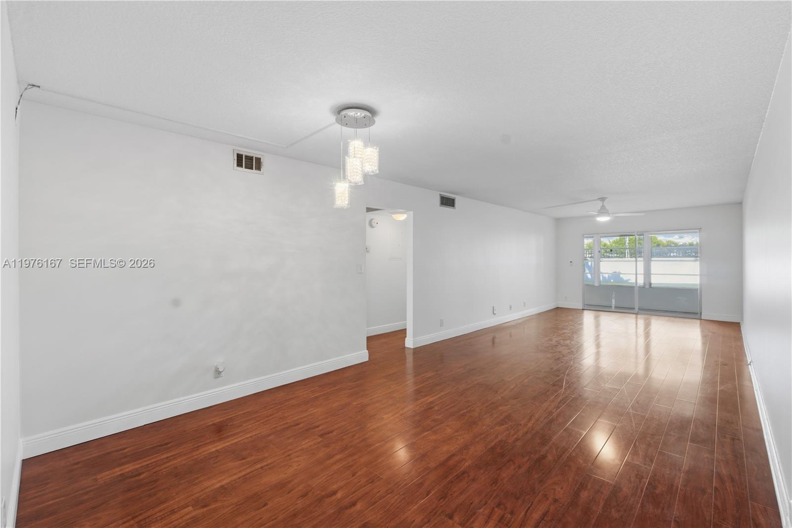 1901 Bermuda Cir A1 Property Photo 11