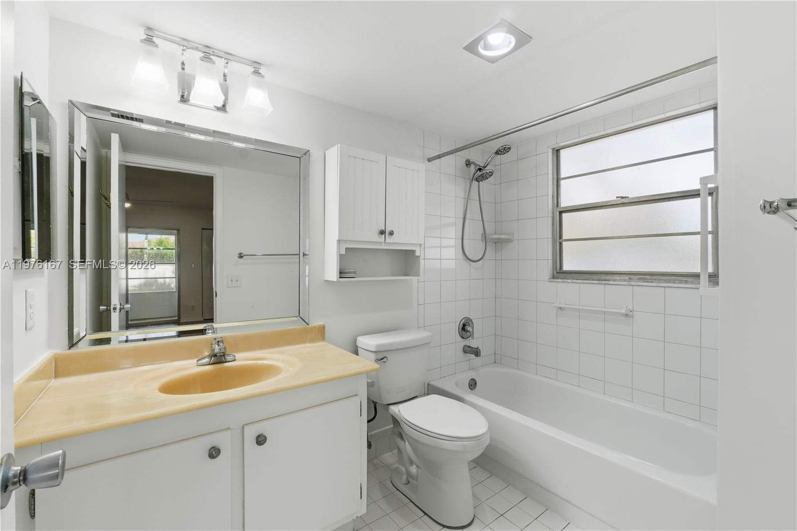 1901 Bermuda Cir A1 Property Photo 18