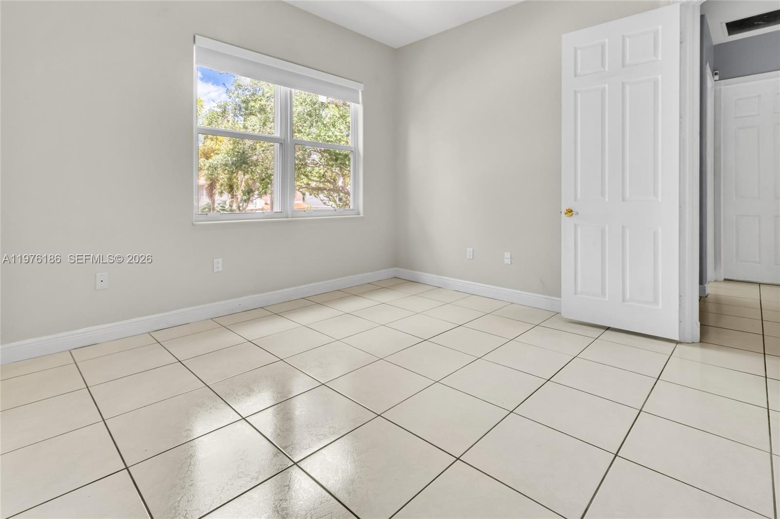 1547 Mariner Way (available Now) Property Photo 23