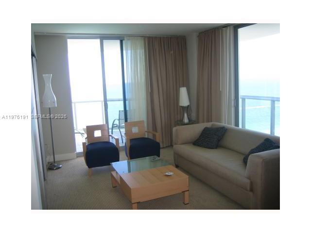 18683 Collins Av 2306 Property Photo 12