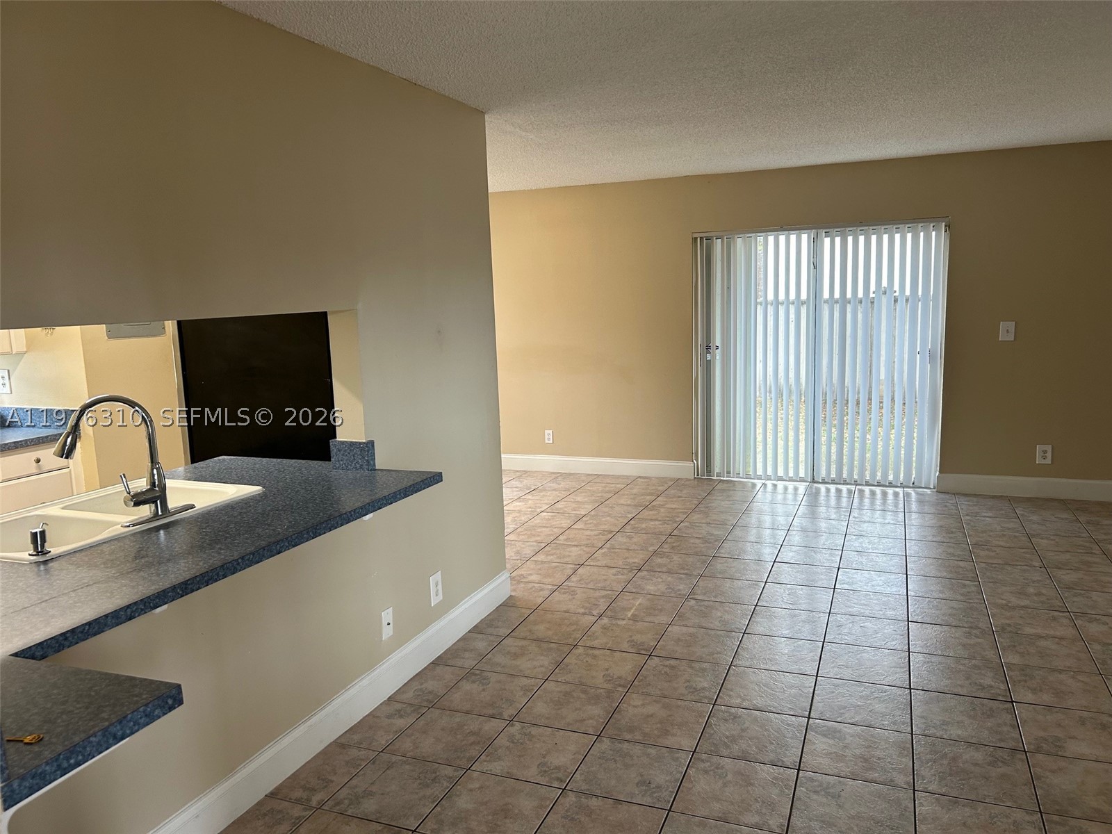 301 Sw 86th Ave 102 Property Photo 4