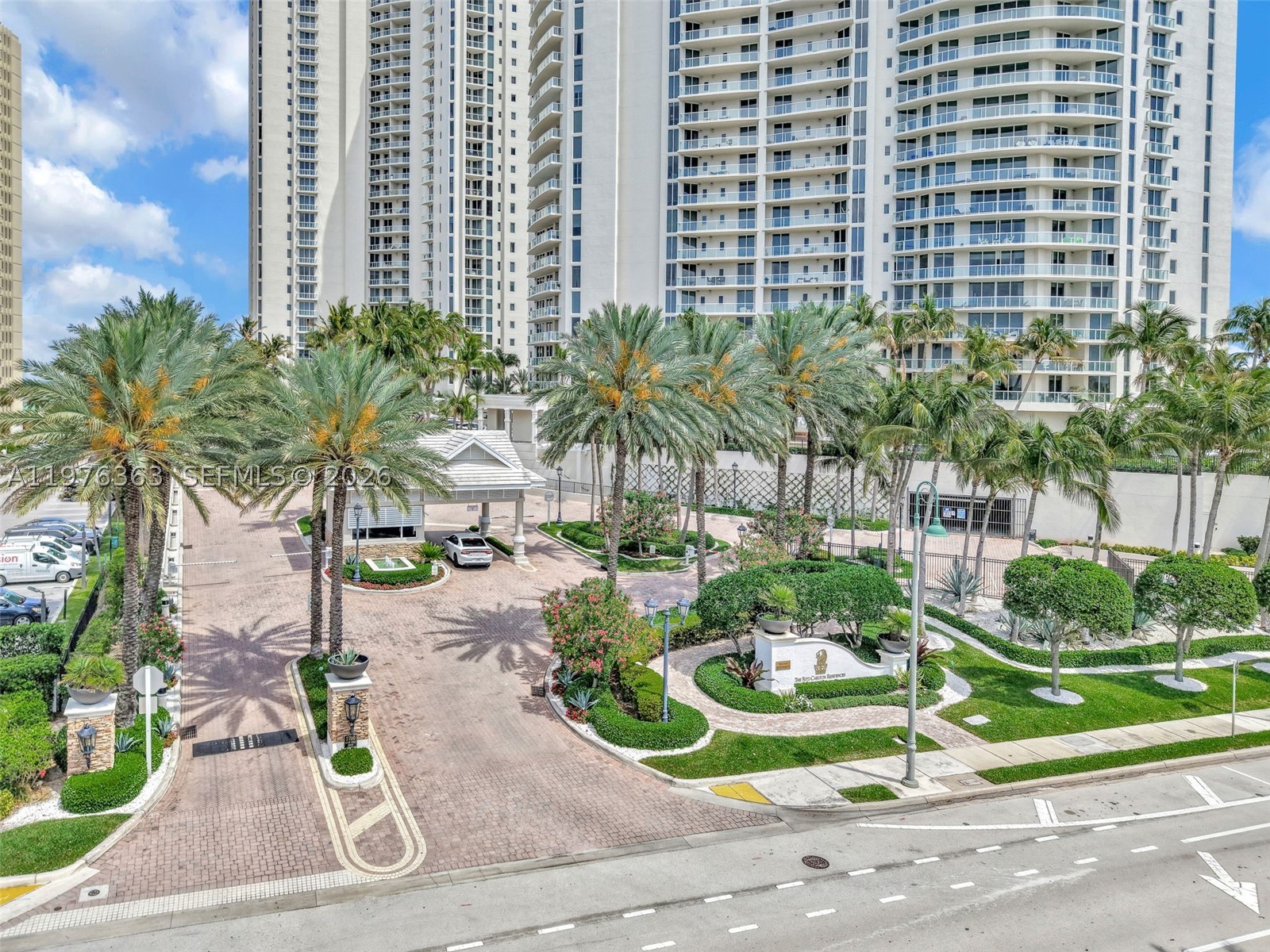 2700 N Ocean Drive 902b Property Photo 6