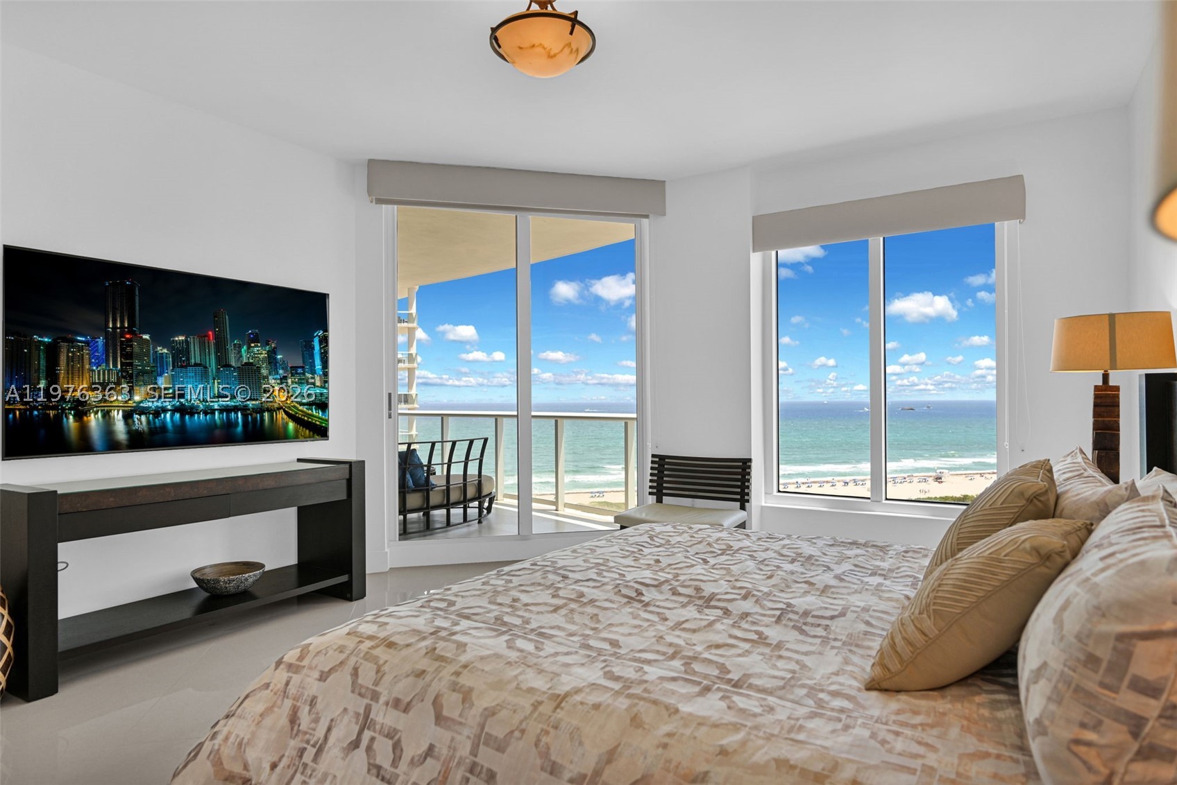 2700 N Ocean Drive 902b Property Photo 25