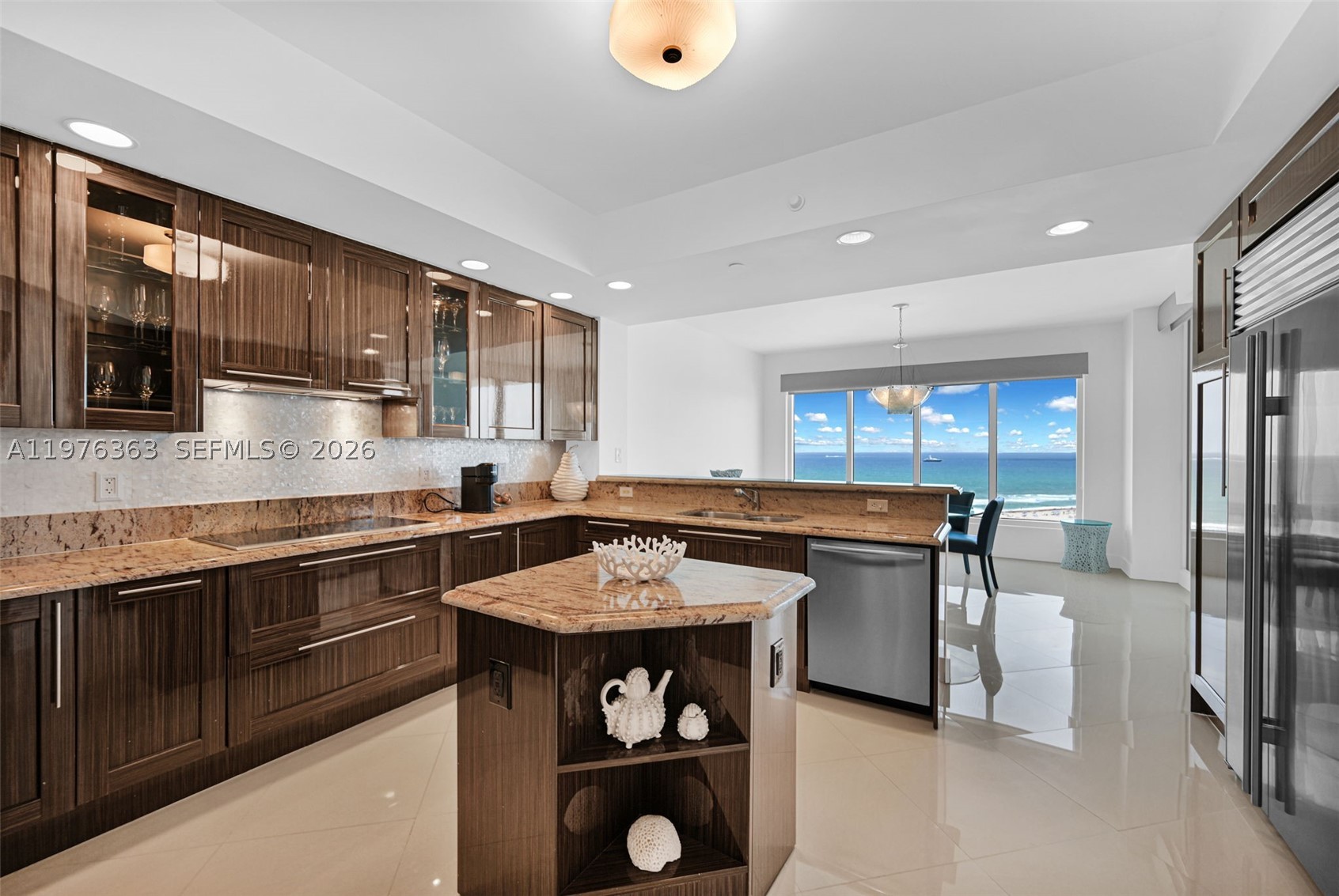 2700 N Ocean Drive 902b Property Photo 47