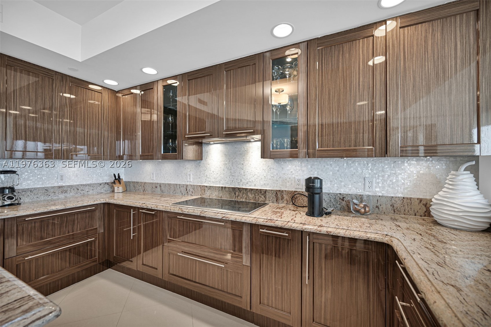 2700 N Ocean Drive 902b Property Photo 49