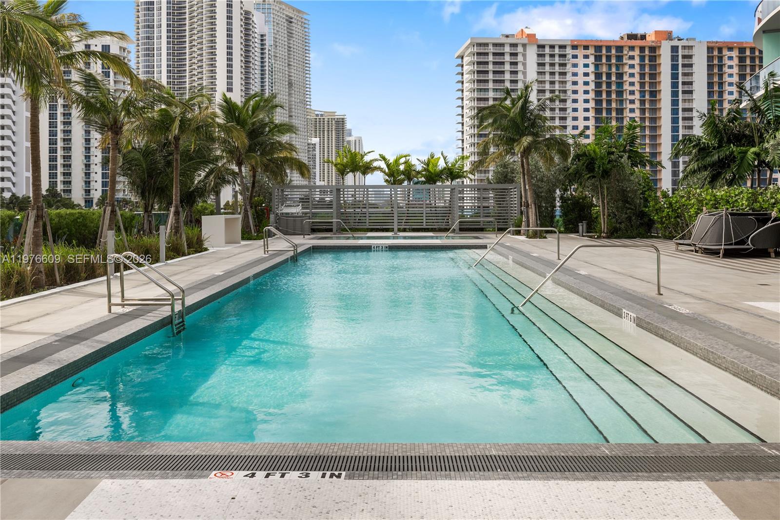 17550 Collins Ave 502 Property Photo 1