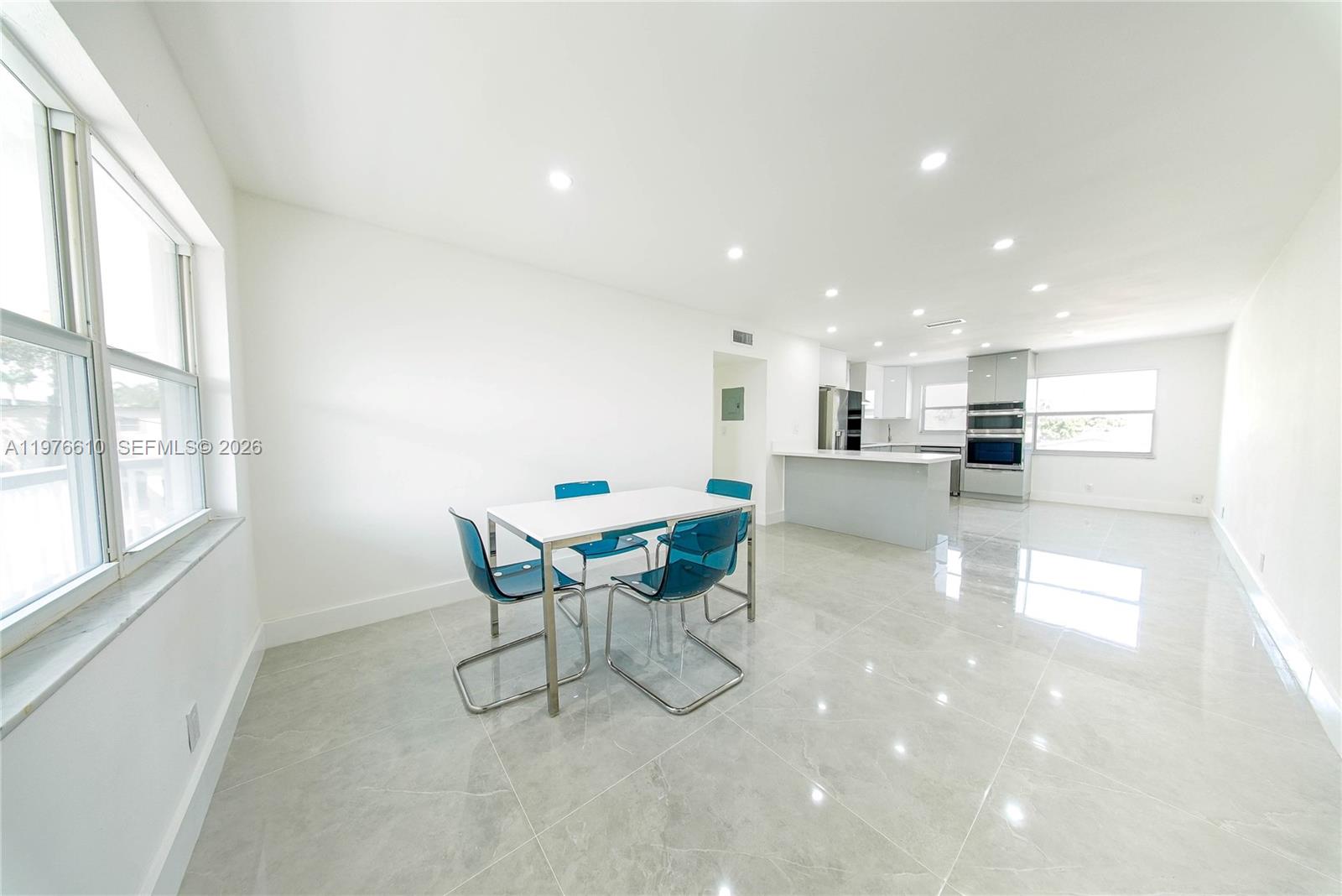 2458 Polk St 201 Property Photo 4