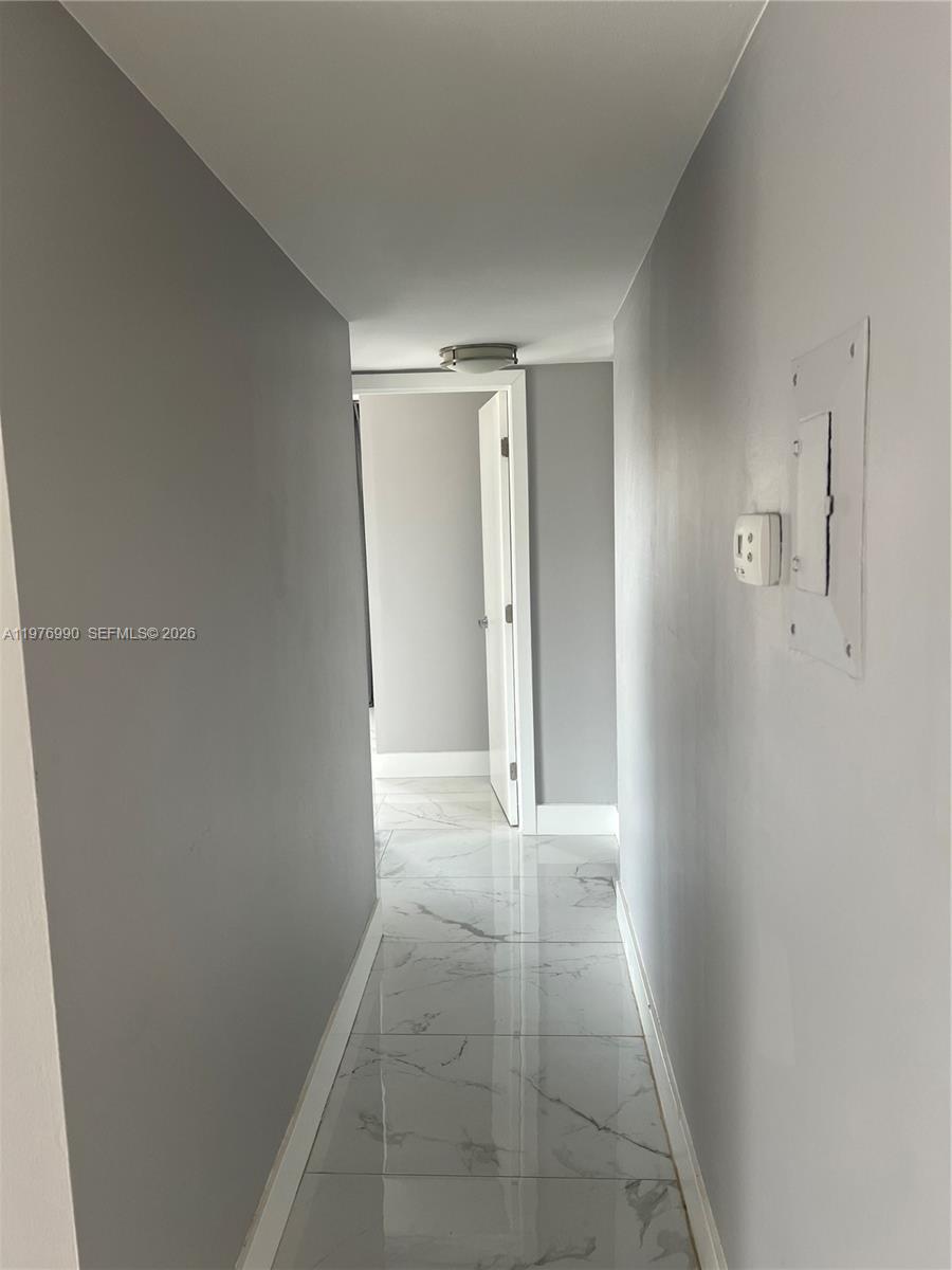 3304 Virginia St 7b Property Photo 6