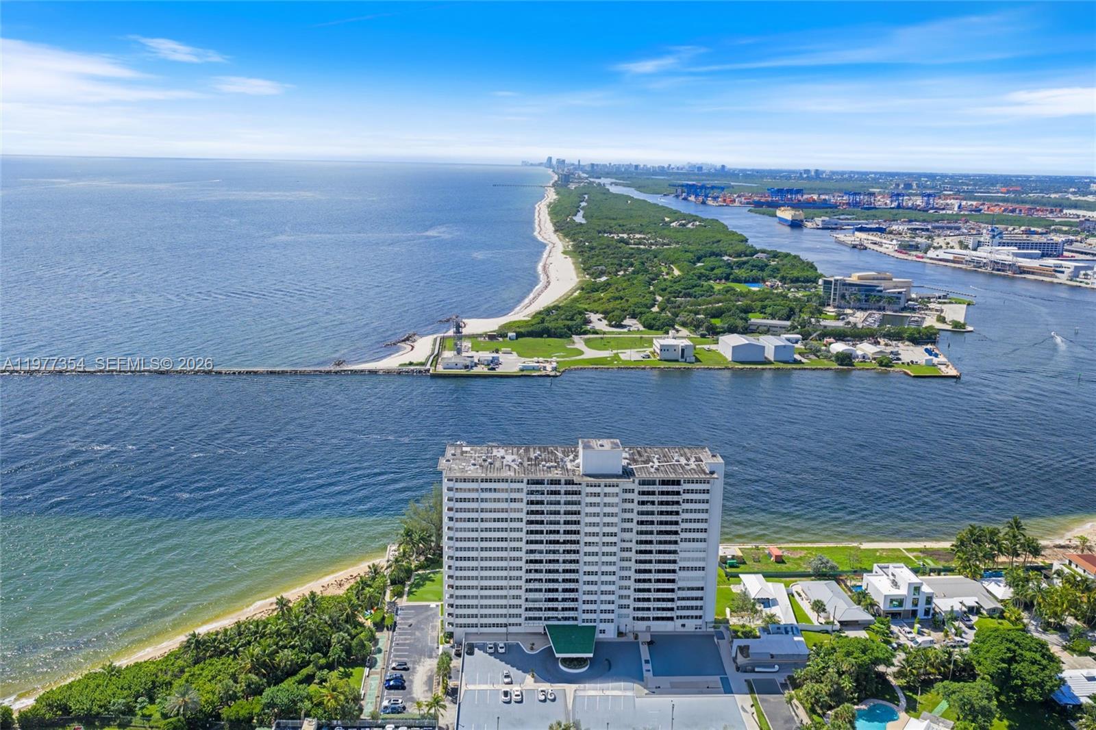 2100 S Ocean Dr 5CD