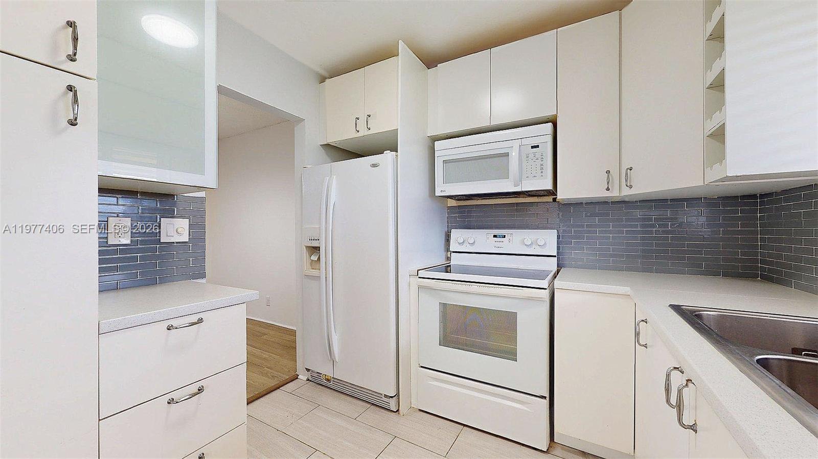 5300 Washington St D303 Property Photo 6
