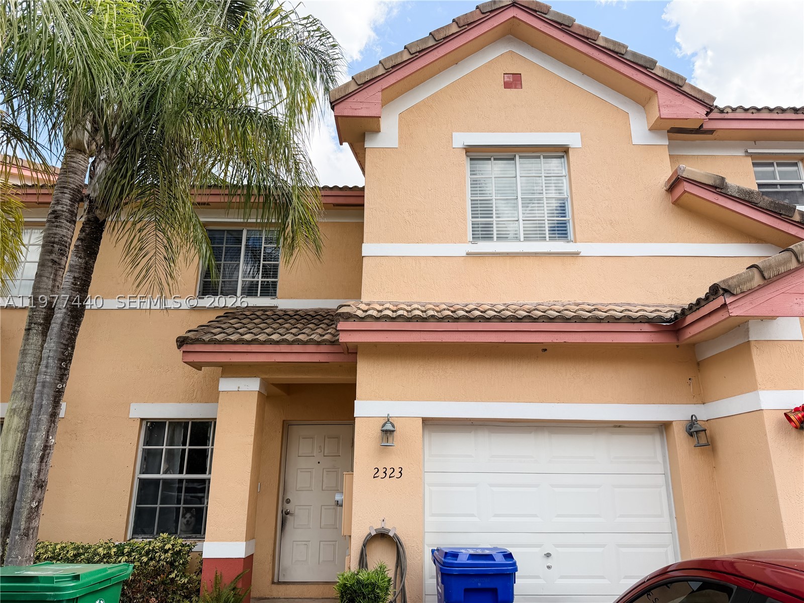 2323 SW 85Way Property Photo 1