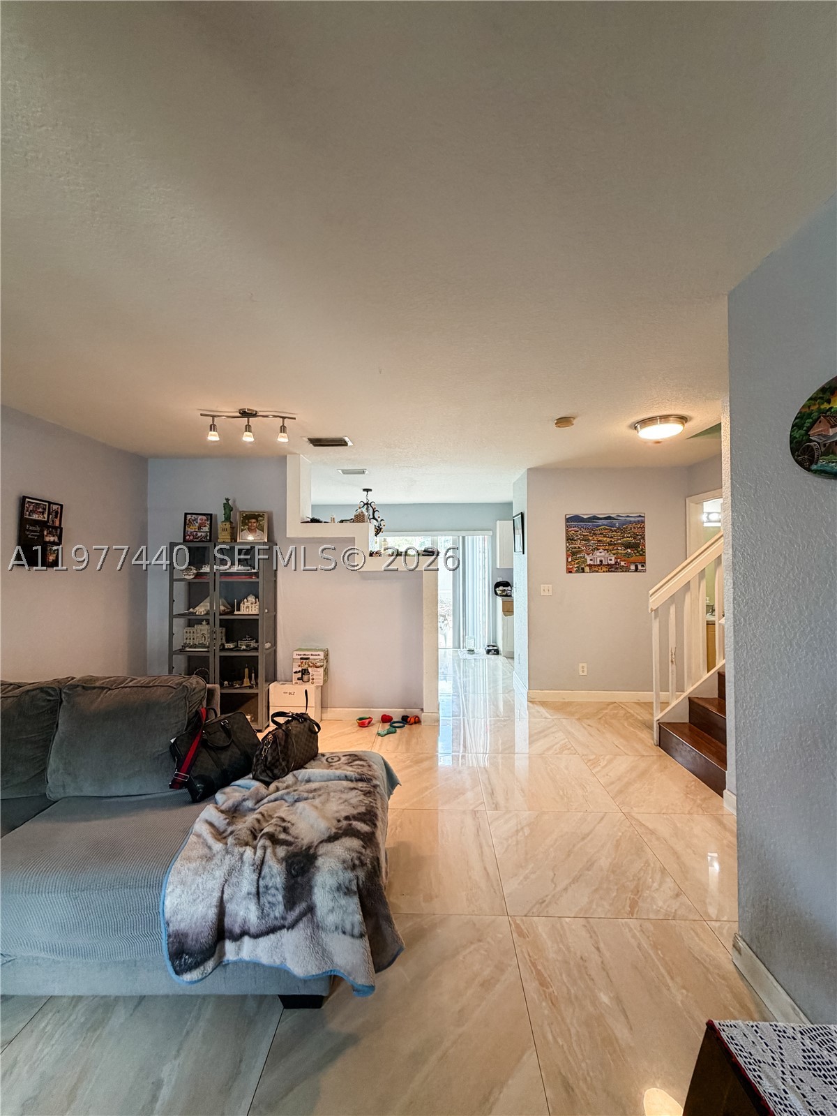 2323 Sw 85way Property Photo 5