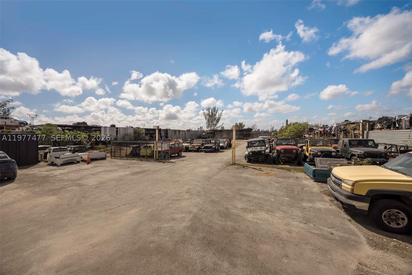 12880 Port Said Rd Property Photo 4
