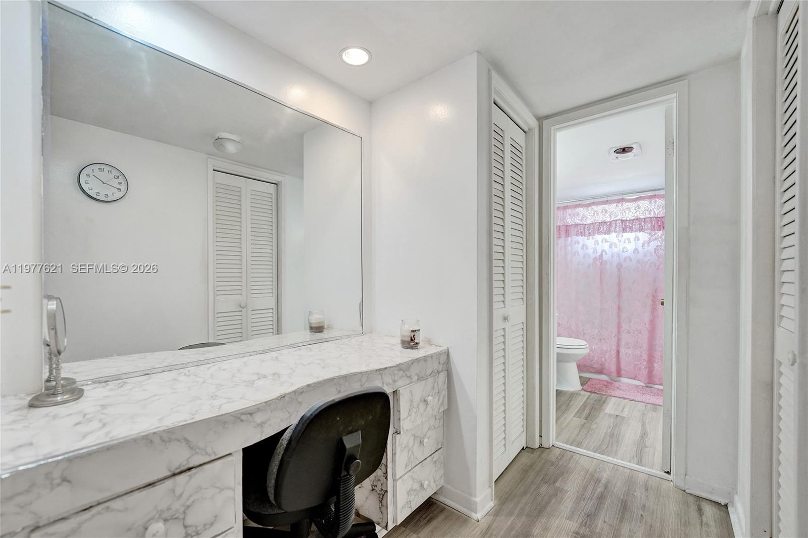 4650 Washington St 209 Property Photo 13