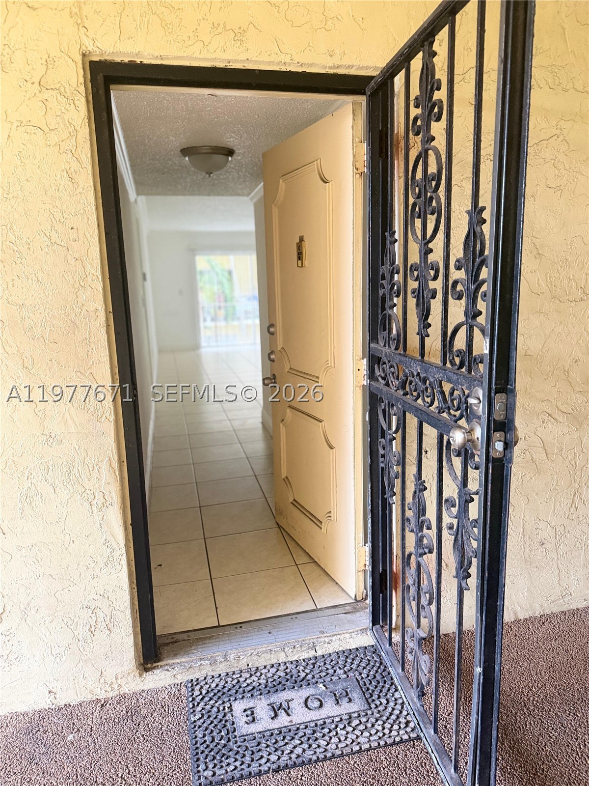 11925 NE 2nd Ave B207 Property Photo 1