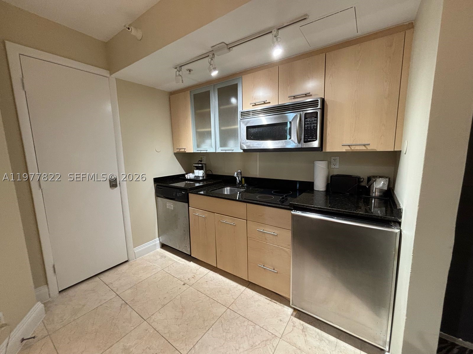2670 E Sunrise Blvd 302 Property Photo 23