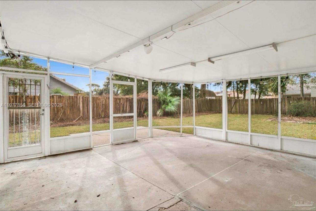 3525 Brookshire Dr Property Photo 20
