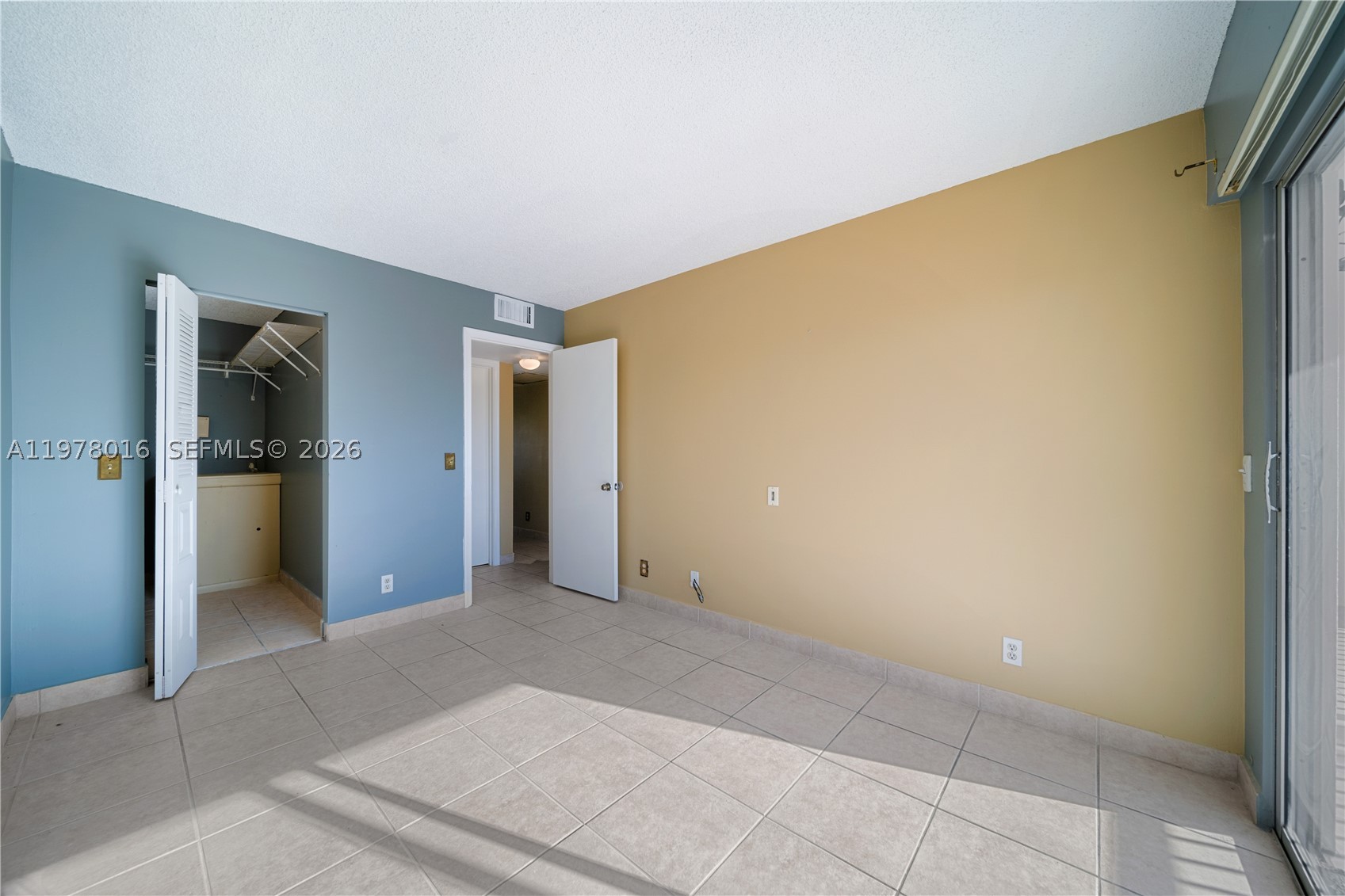 13455 Sw 3rd St 302s Property Photo 6