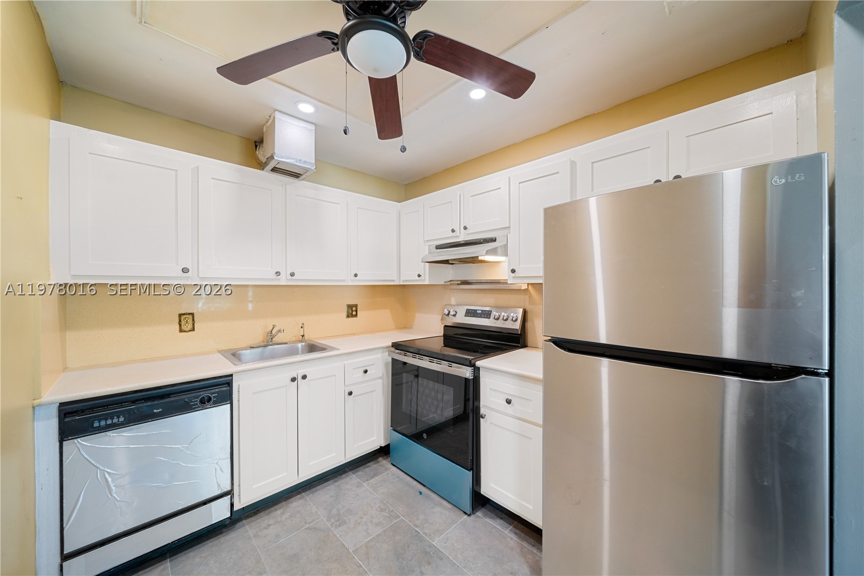 13455 Sw 3rd St 302s Property Photo 15
