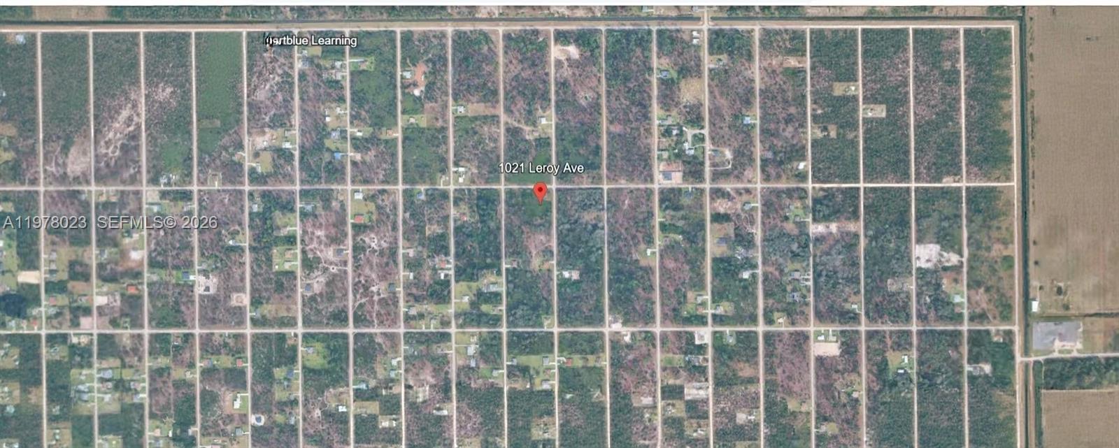 1021 Leroy Ave Property Photo 3